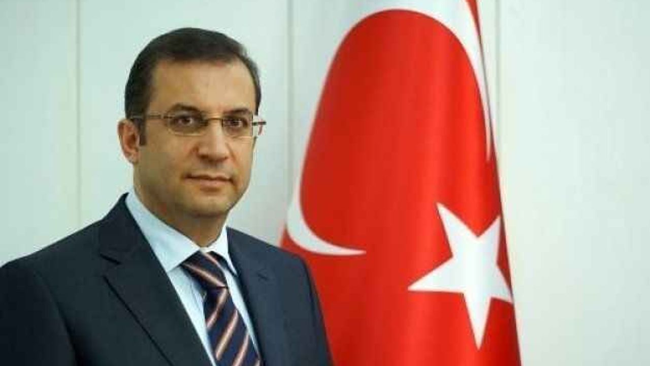 Antalya Valisi Başkan Yücel'i ziyaret etti