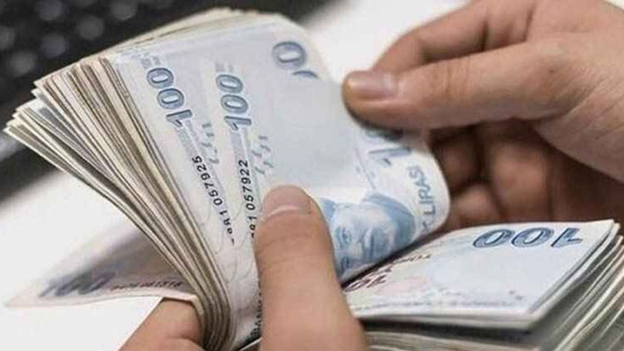 Türkiye yeni yıla zamlarla girdi: MTV, pasaport, ehliyet, cep telefonu…