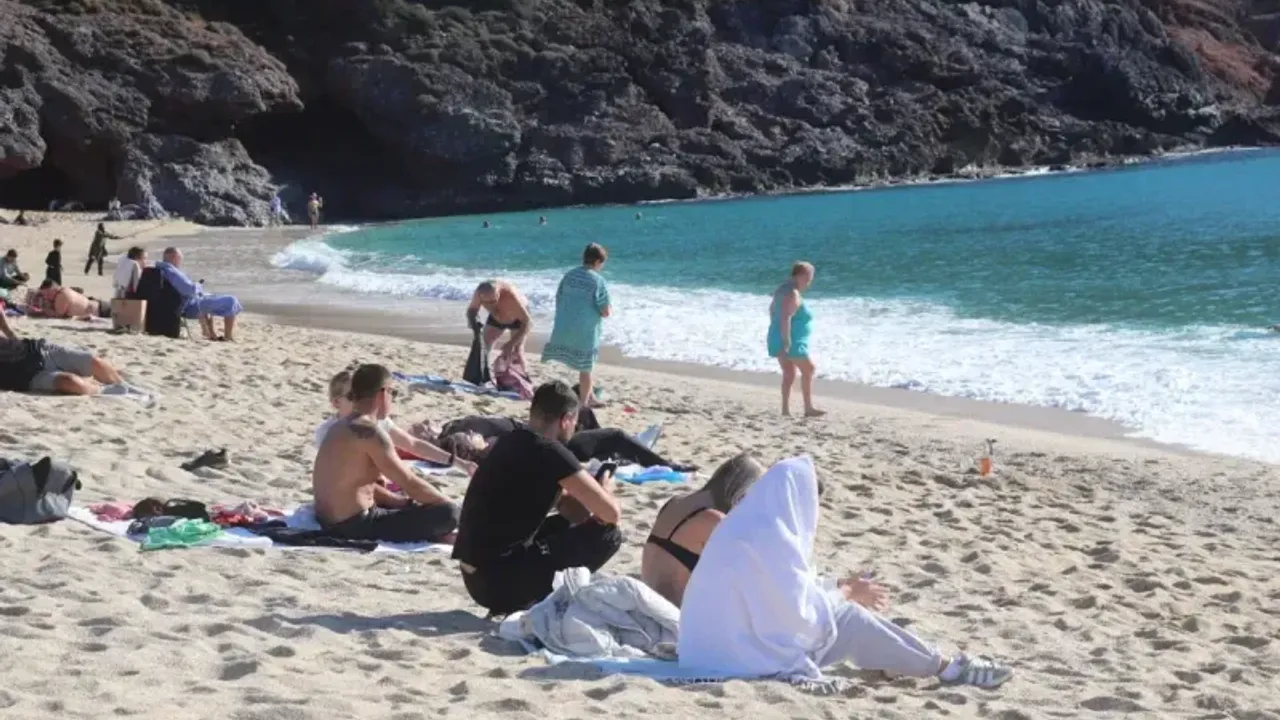 2025’in ilk gününde Alanya’da deniz keyfi
