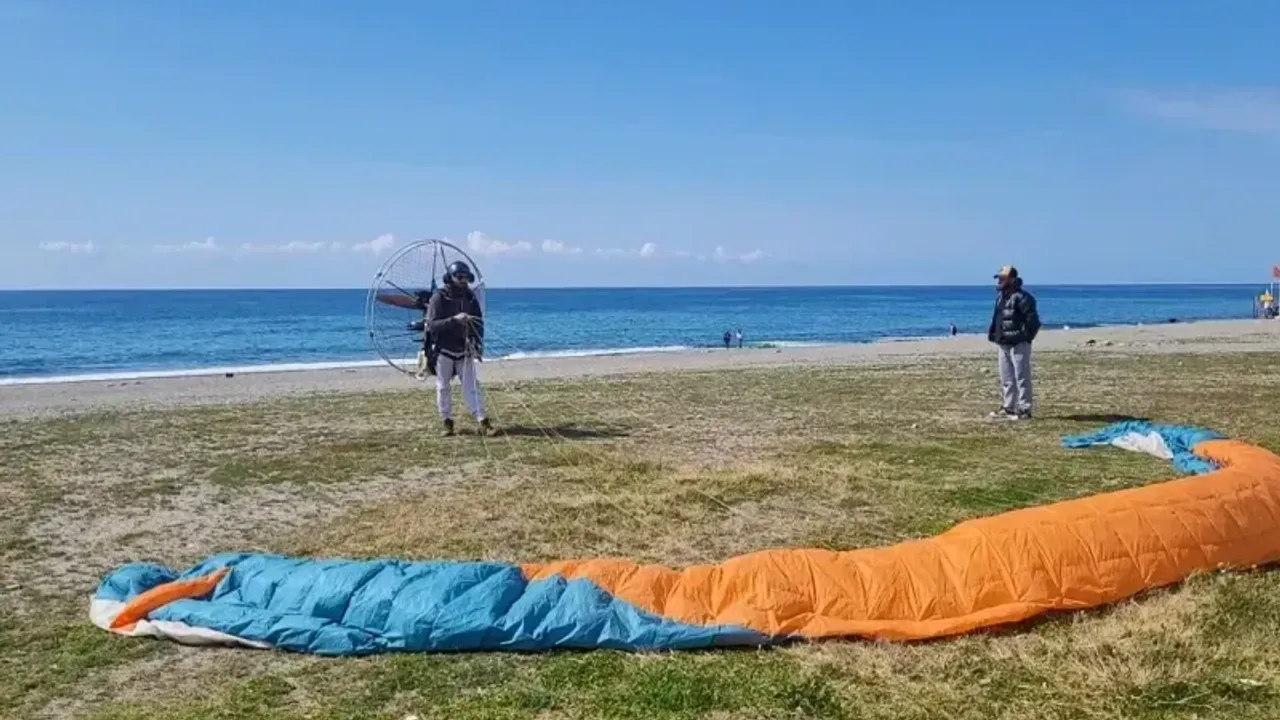 Sahiller güneşin tadını çıkaranlarla doldu taştı