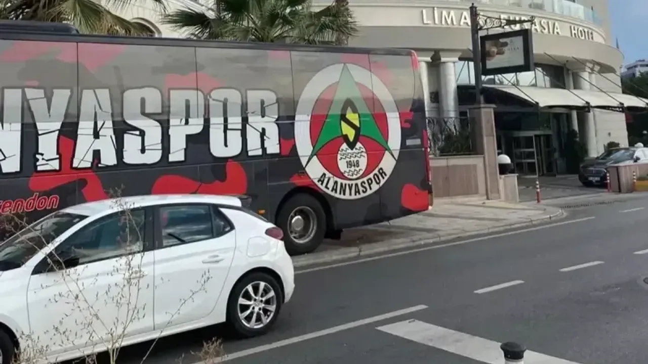 Alanyaspor İstanbul'da: Ertelenen Fenerbahçe maçı sonrası başka maç mı geliyor?