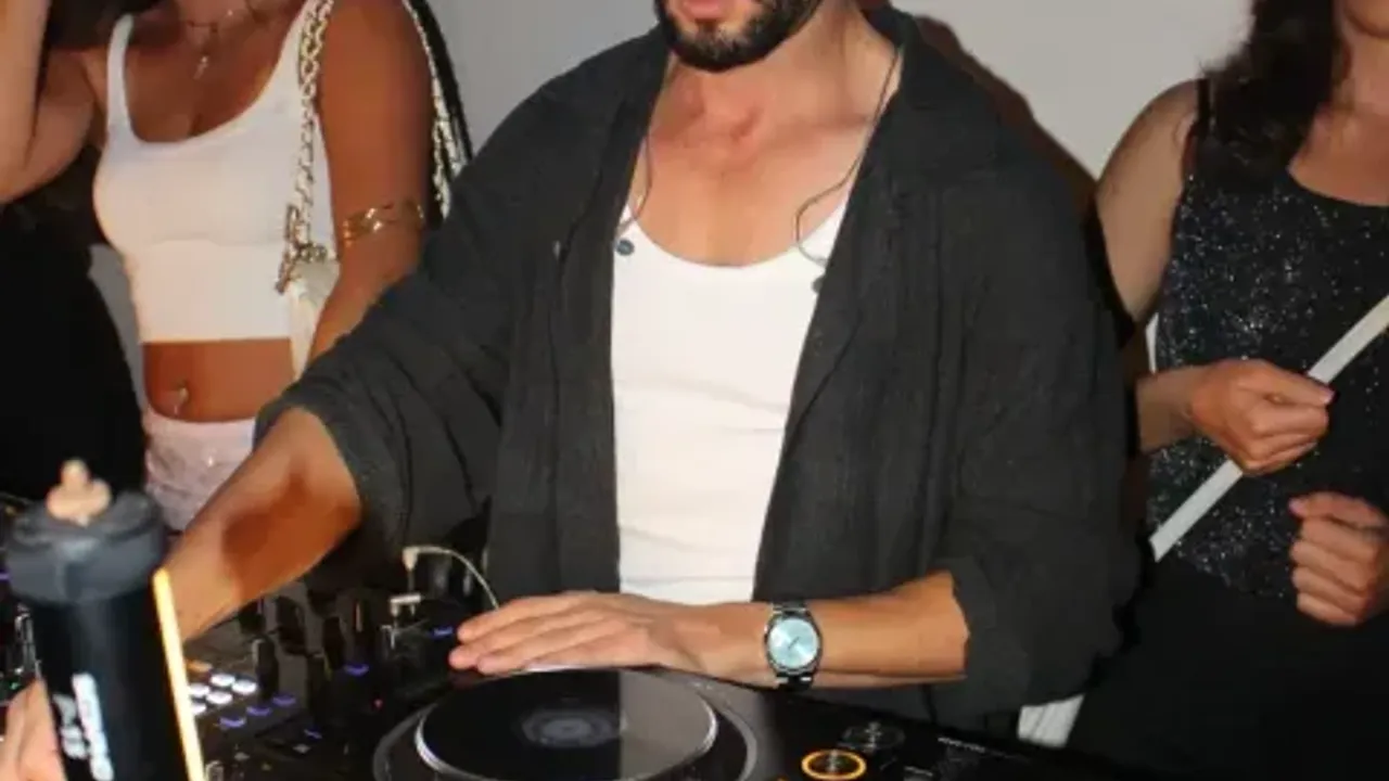 Alanya'da yazın son ritimleri