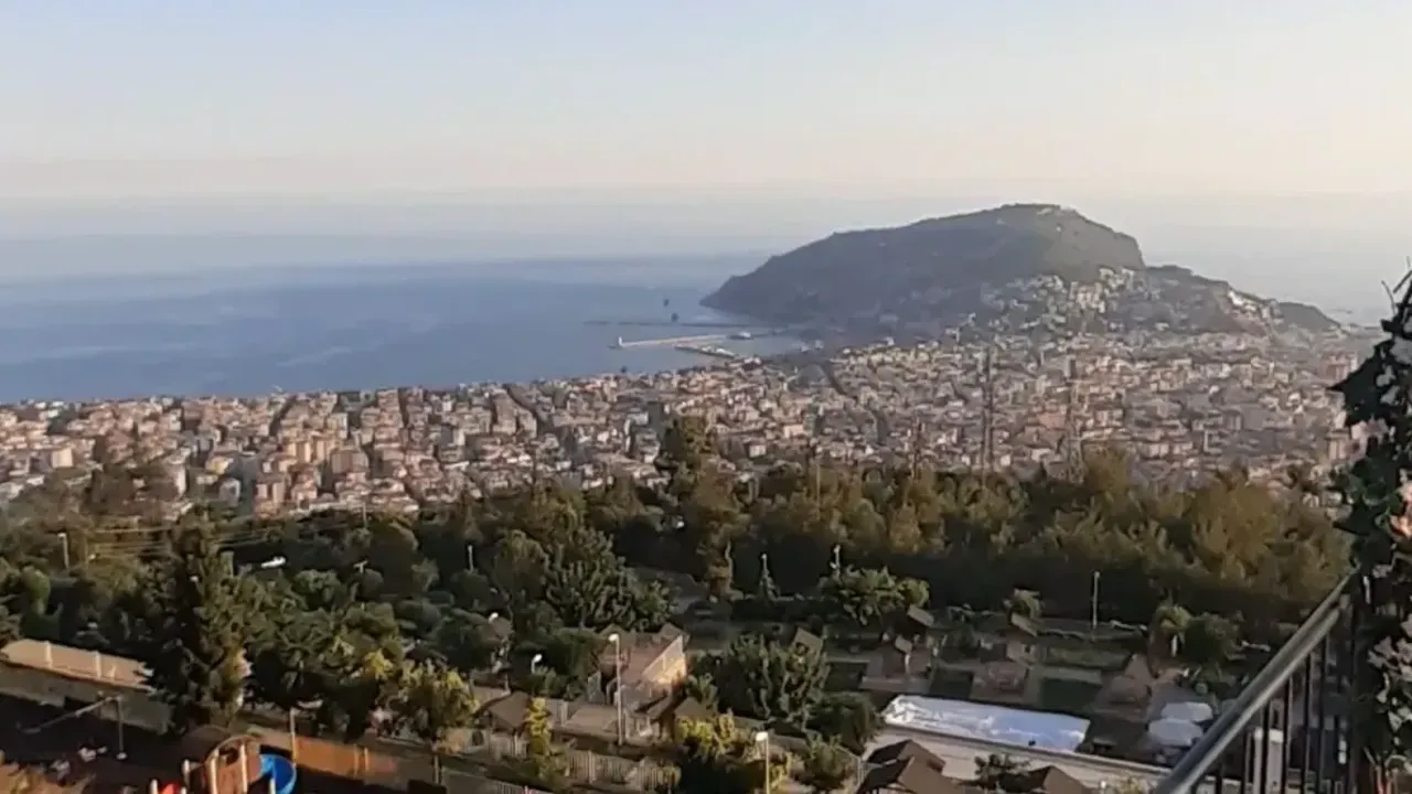 Demokrat Parti: ‘Denizi kirleten oteller tespit edilip yaptırım uygulansın’