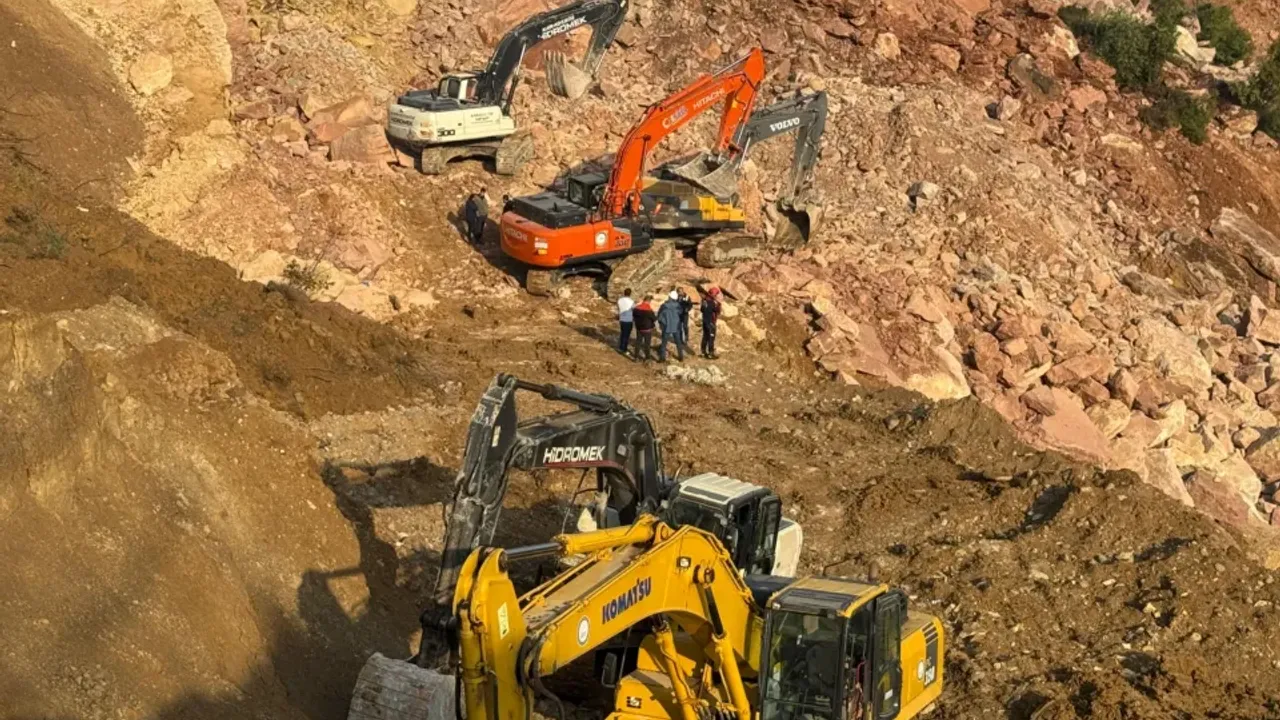 2 kişinin toprak altında kaldığı taş ocağı göçüğünde 2 tutuklama