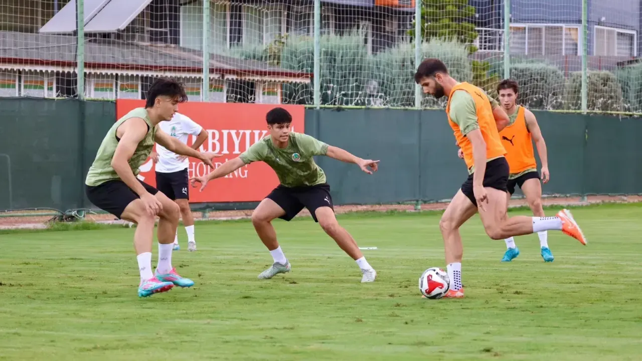 Alanyaspor milli araya moralli girdi