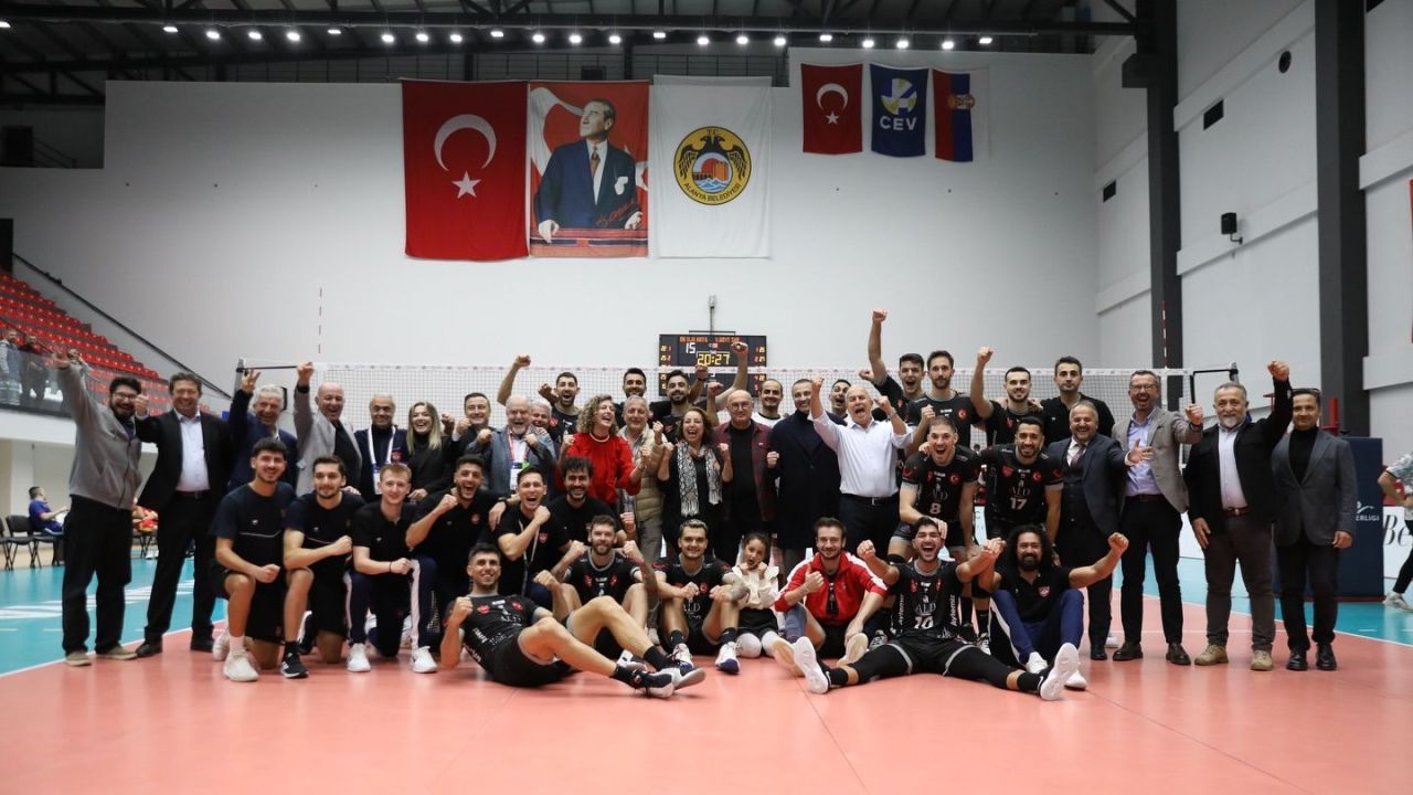 Alanya Belediyespor filede tarih yazdı