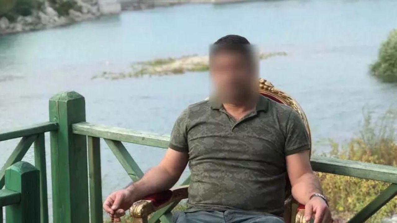 Havaya ateş etmek isteyen zanlı reddedilince kendine kıydı! O anları canlı yayına aldı...