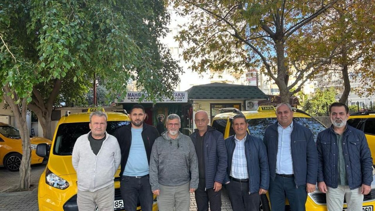 Mahmutlar’daki taksicilerden Başkan Akkaya’ya tam destek
