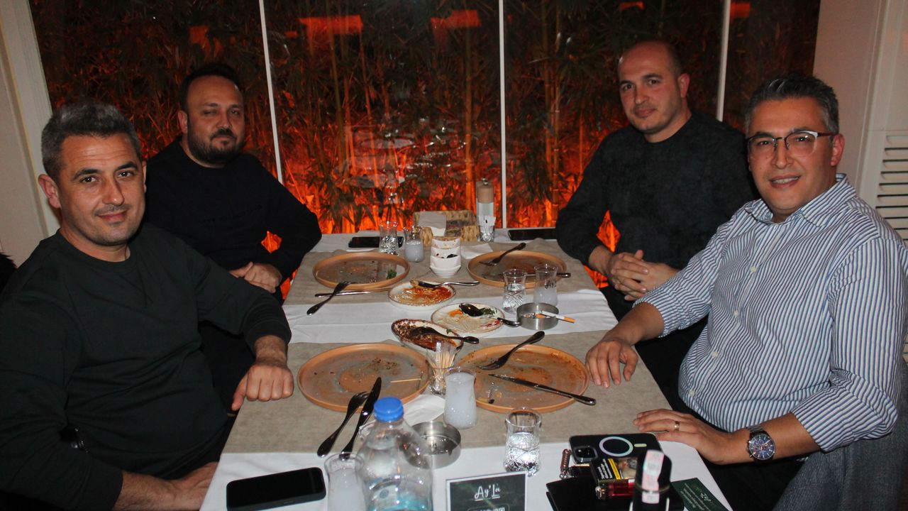 Ay’La Restaurant’ta bayram geceleri unutulmaz geçti