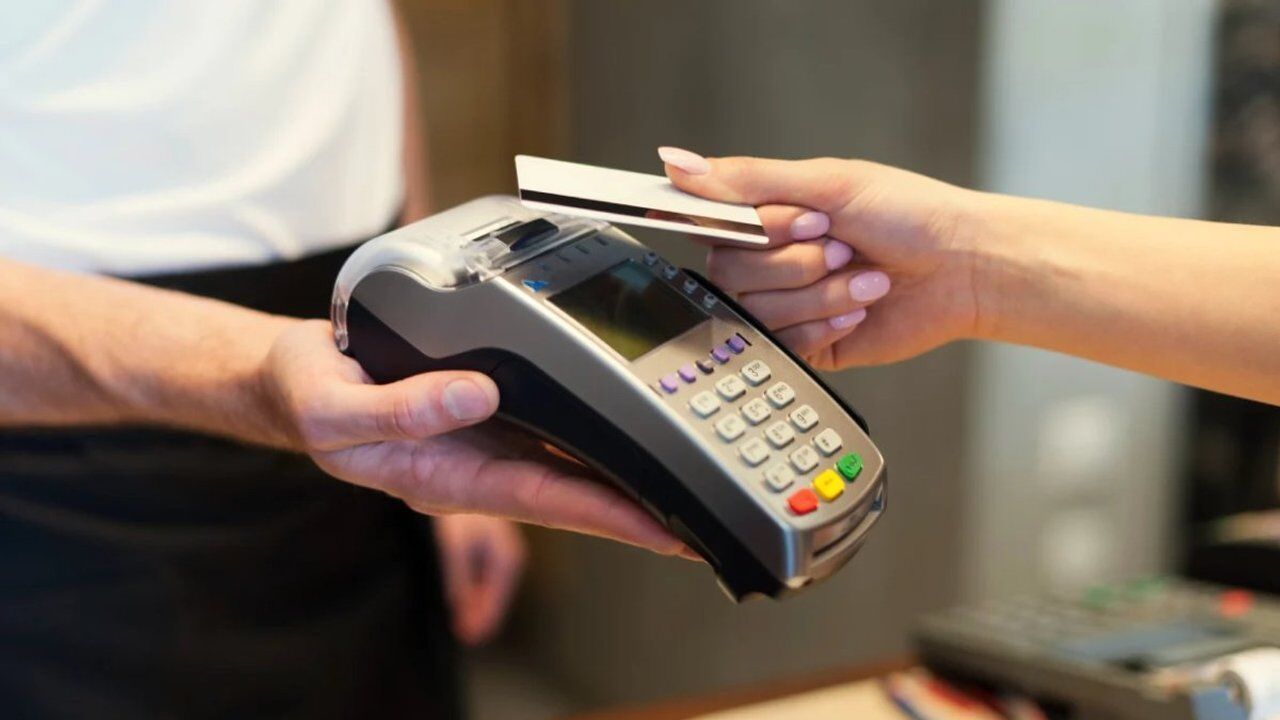 Kartlı harcamada 7 trilyon eşiği: ikinci sırada devlet var