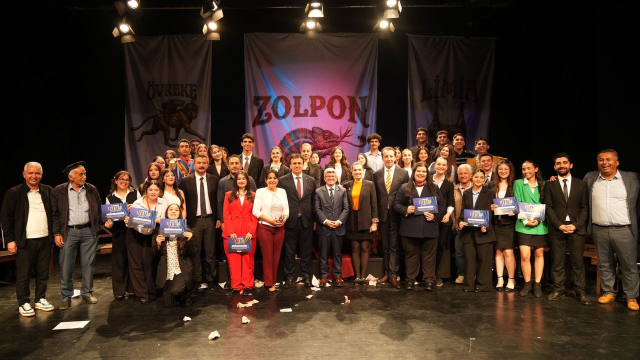 Alanya’da 12. Liselerarası Tiyatro Festivali başladı