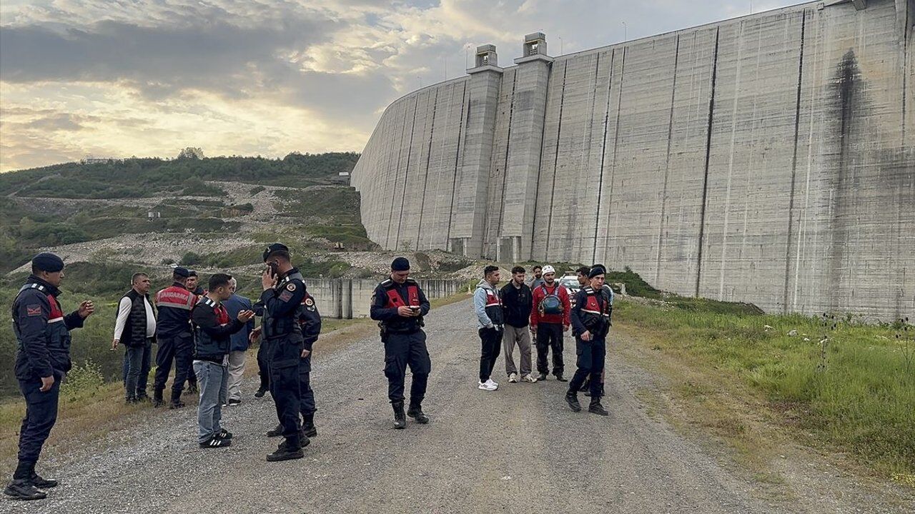 Melen Nehri'nde rafting kazası: Bir kişi hayatını kaybetti