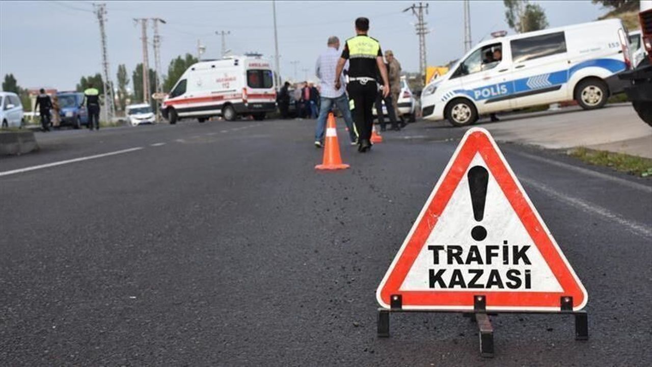 Yolcu otobüsü şarampole yuvarlandı: 4 ölü, 26 yaralı