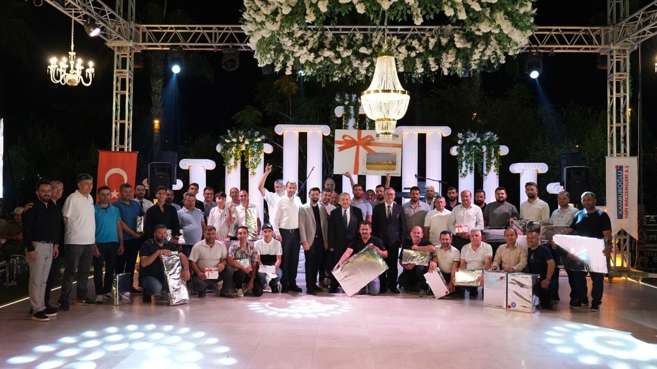 Kamburoğlu 61’inci yılını Alanya’da coşkulu Gala Gecesiyle k