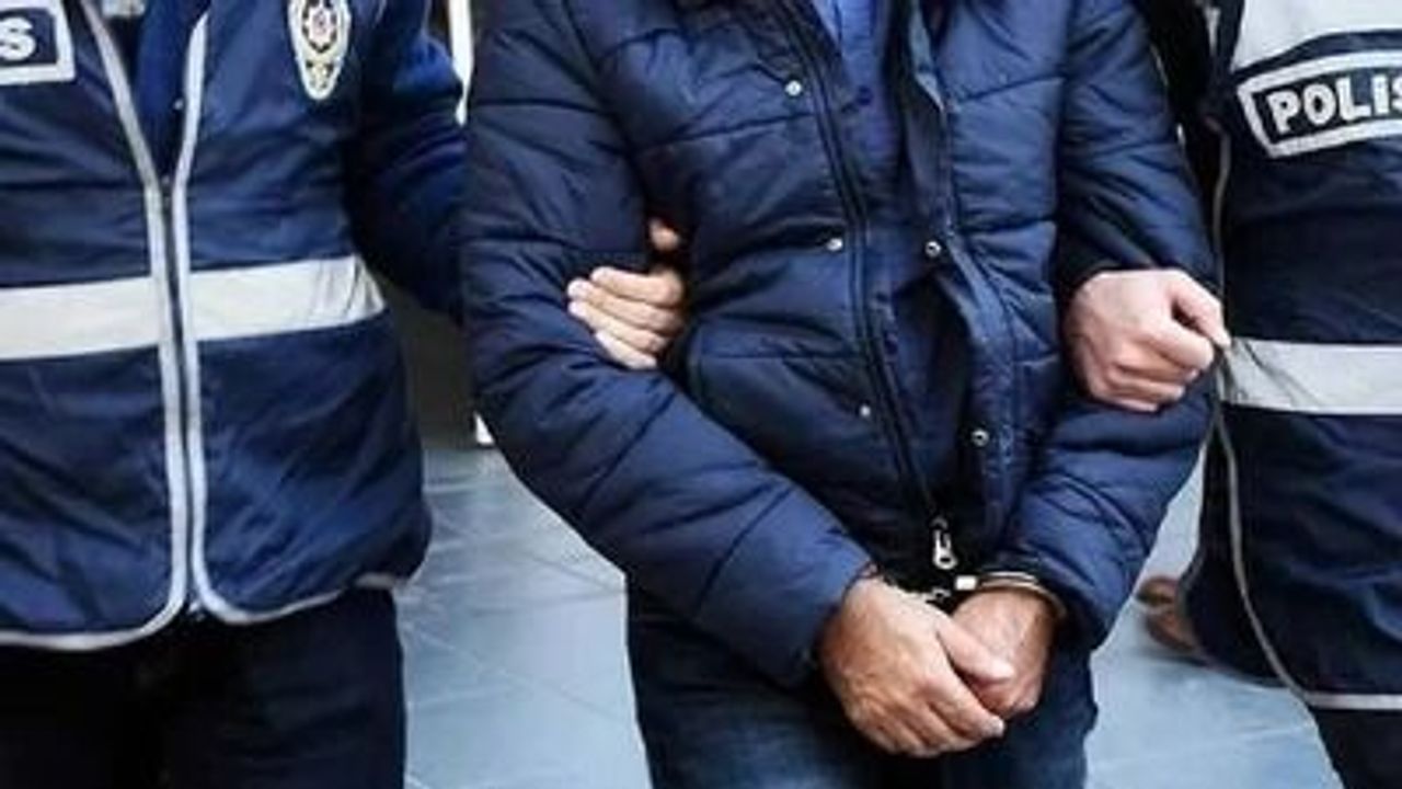 Alanya’da teknede küfür kavgası: 1 tutuklama