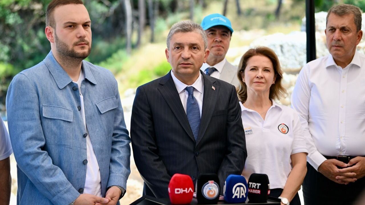 Antalya'da 29 nehrin ağzına plastik bariyeri kurulacak