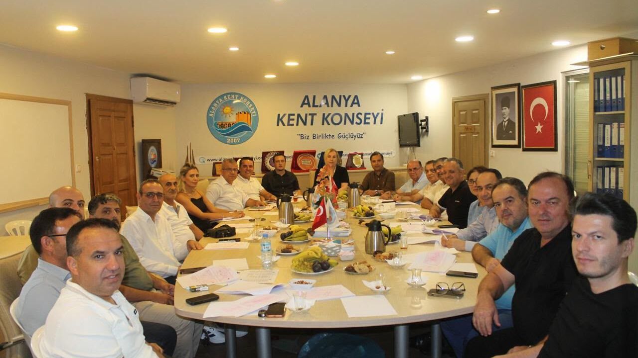 Alanya’nın deprem riski masaya yatırıldı: Uzman isimden kritik uyarılar