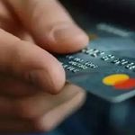 Düşük kredi kartı limiti kredi notunu olumsuz etkiliyor