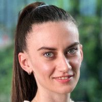 Büşra Toslak  AKAY