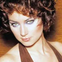 Sanem Çelik kimdir? Aliye dizisinin yıldızı Sanem Çelik’in hayatı ve kariyeri