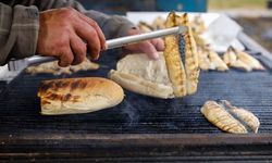 Uzmandan dışarıda yemek yiyenlere kritik uyarı: O 10 yiyecek tehlike saçıyor