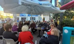 ALKÜ’nün çınarları Emekli Kahvesi’nde buluştu