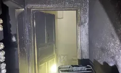 Evinde çıkan yangında ölümden döndü