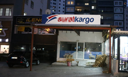 Kargo şubesi müdürünü kurşun yağmuruna tuttu