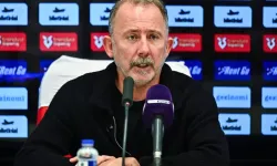 Beşiktaş'tan Necip Uysal ve Mert Günok'a Şok: Yeni Takım Bulun!