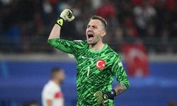 Mert Günok yuvaya döndü