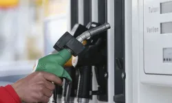 Araç sahiplerine soğuk duş akaryakıta dev zam geldi