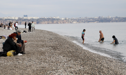 Antalya'da yeni yılın ilk haftasonunda bahar havası