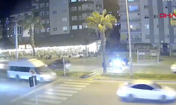 Yayalara yol vermek isteyen otomobil ölümden döndü