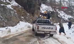 Antalya'da yüksek kesimlerde karla mücadele: Heyelan meydana geldi
