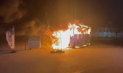 Yolcu otobüsü alev alev yandı