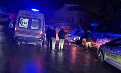 Kayan otomobil, başka aracın üzerine çıktı