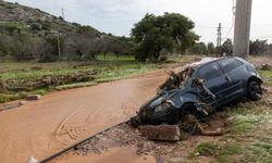 Yağışlar sele dönüştü: 2 can kaybı