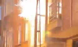 Elektrik direğinde patlama: Mahalle sokağa döküldü