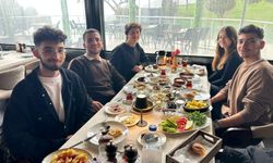 Alanya’da manzaraya karşı kahvaltı keyfi: Sır Restaurant yoğun ilgi görüyor