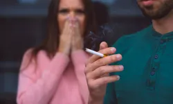 Açık alanlarda sigaraya kısıtlama geliyor