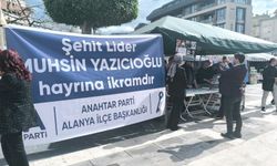 Alanya’da anlamlı anma: Anahtar Parti’den Muhsin Yazıcıoğlu için lokma hayrı