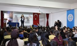 ALKÜ’de bağımlılığın zararları anlatıldı