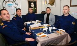 Sahil Güvenlik'in iftarını paylaştı