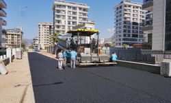 Mahmutlar’da 3 kilometrelik asfalt çalışması