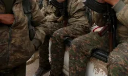 CIA İran için düğmeye bastı! İranlı Kürtleri silahlandırıyor