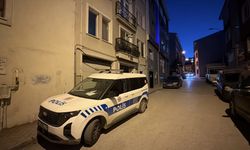 Emekli okul müdürü evinde ölü bulundu