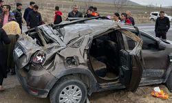 Konya'da korkunç kaza: Takla atan otomobilde can verdi