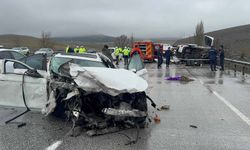 Konya'da feci kaza: Baba ve oğlu can verdi