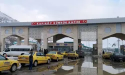 Türkiye-İran sınırında geçişler durduruldu