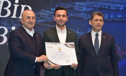 AK Parti'den Alanyalı eski başkana teşekkür belgesi